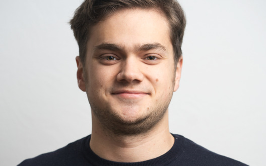 Finn Schütt                                         